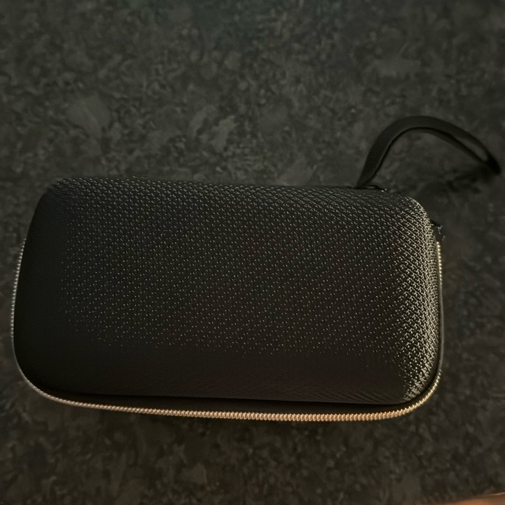 Yinke case for Marshall speaker- brand new